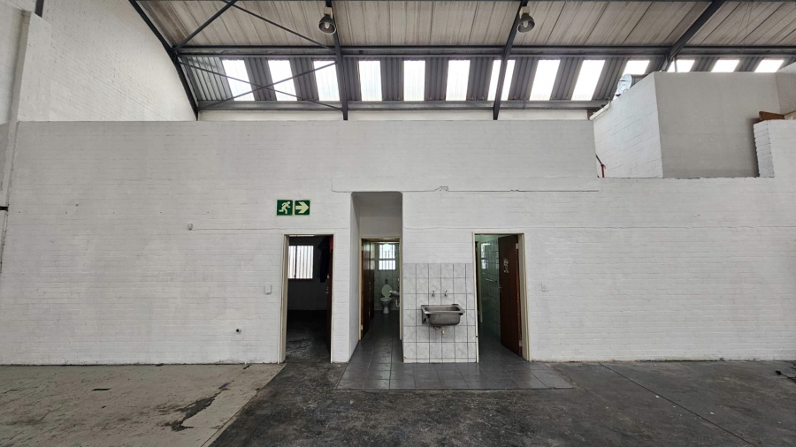To Let commercial Property for Rent in Parow Industrial Western Cape